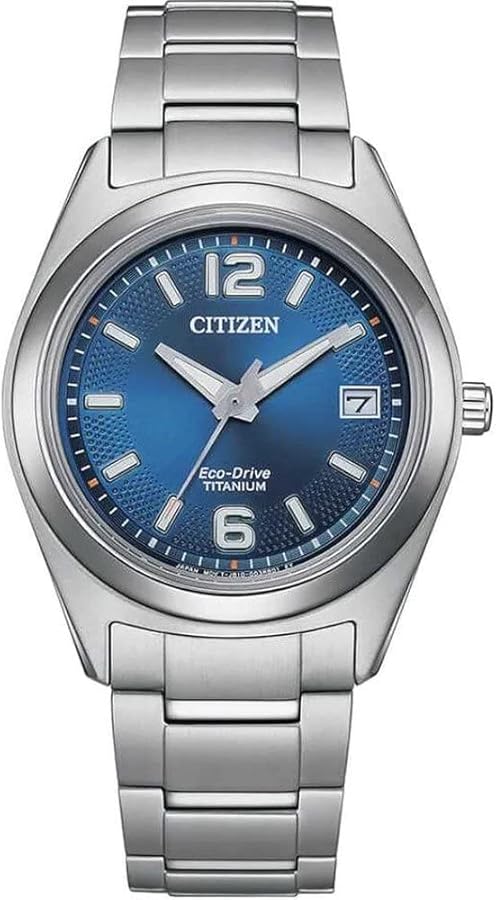 Citizen Reloj Analógico para Hombres de Cuarzo japonés con Correa en Titanio FE6151-82L