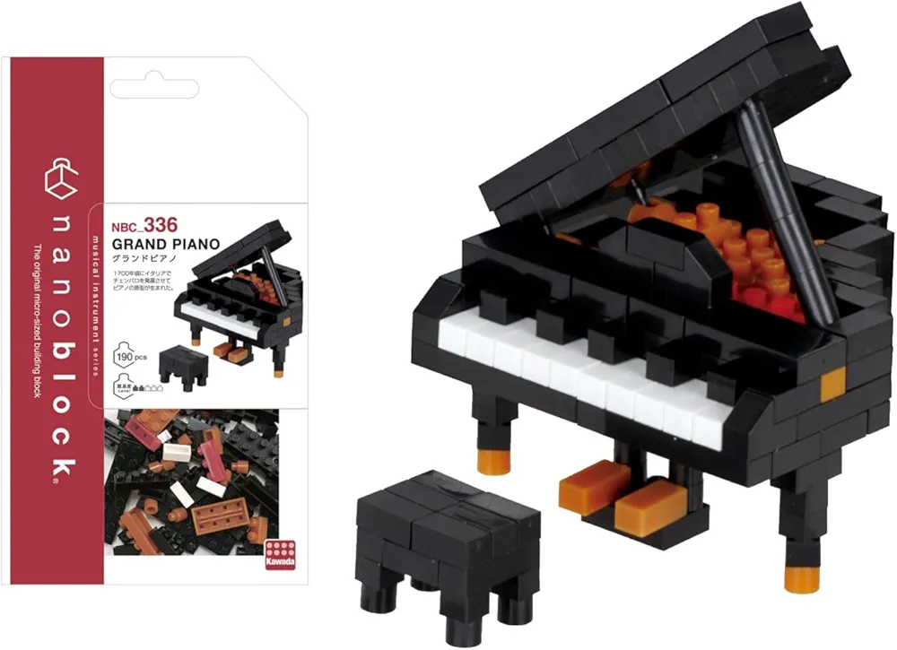 nanoblock Bandai Grand Piano NBC336 - Minifigura de ladrillo (Juego de construcción de Figuras de Instrumento Musical)